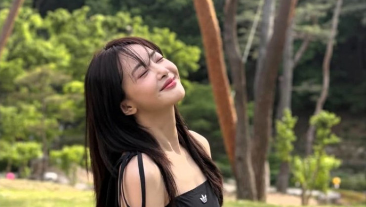 '숏폼 여신' 안이서....